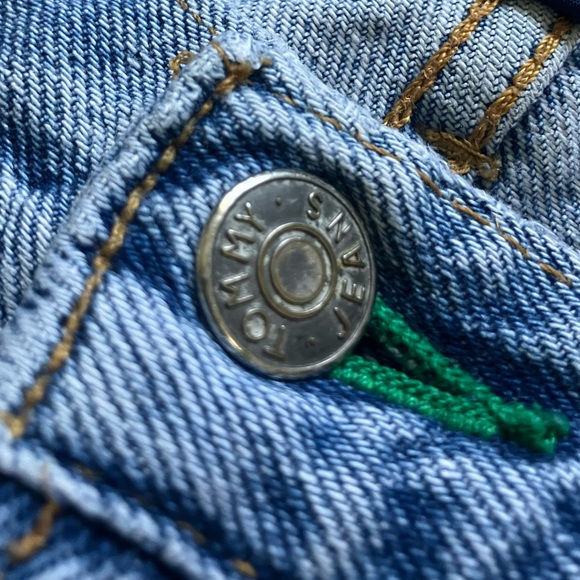 Vintage 90s Tommy Hilfiger logo carpenter Jean shorts Jorts Stitched embroidered - Picture 9 of 16